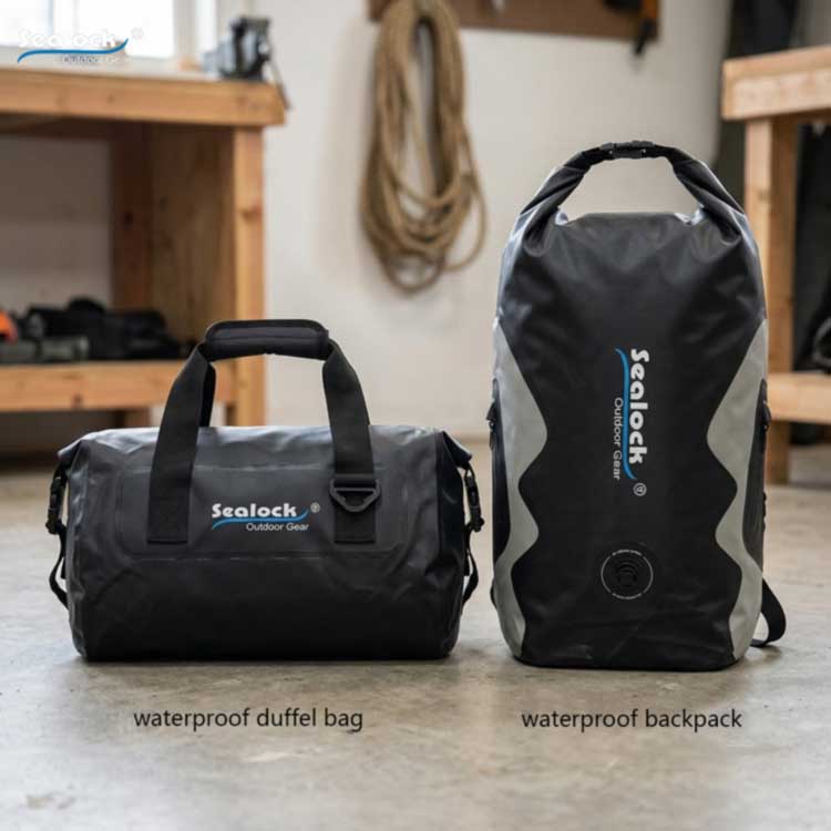 Bolsa de viagem à prova d'água vs mochila à prova d'água