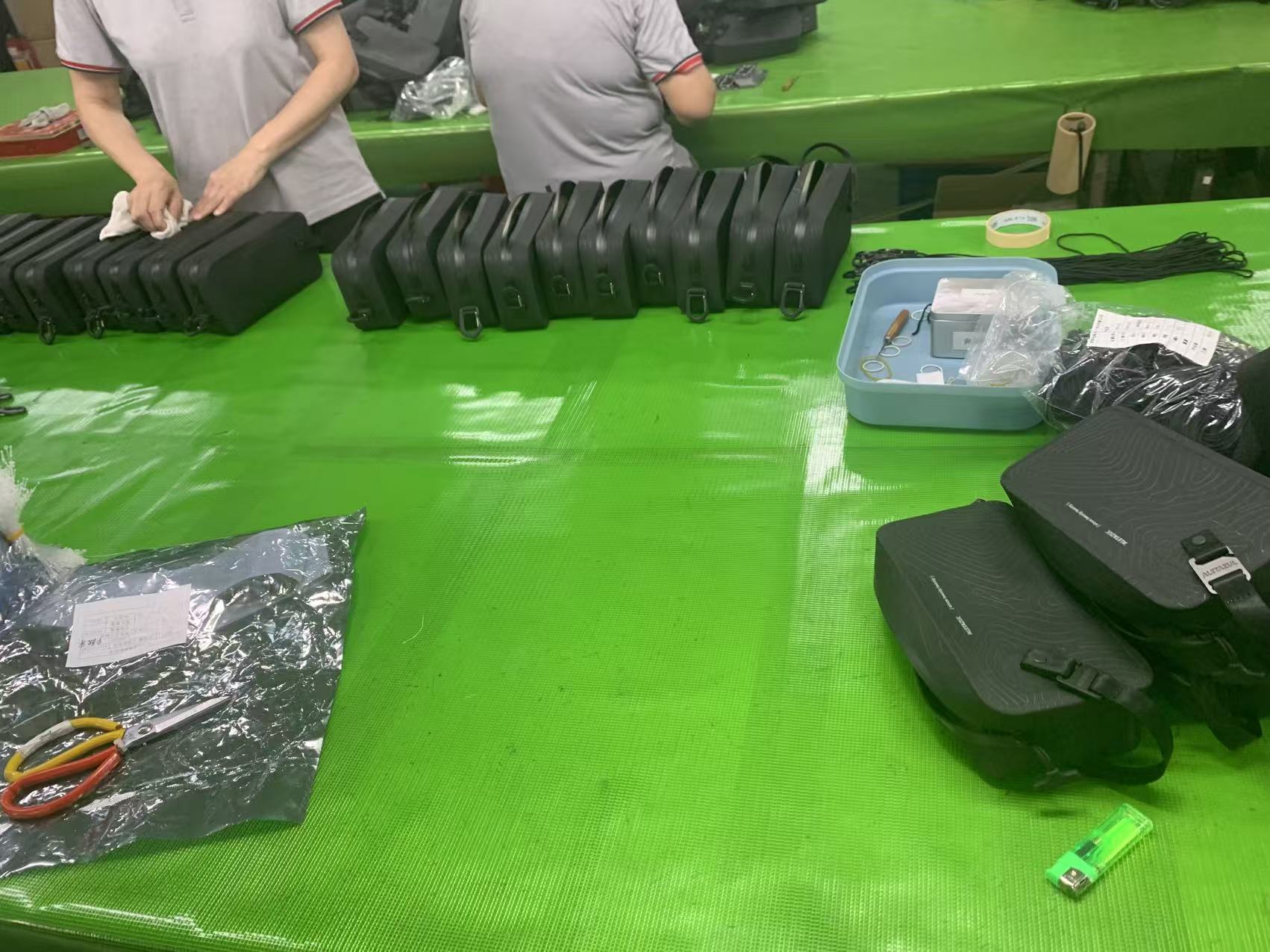 Como escolher um fornecedor de bolsa para laptop à prova d'água
